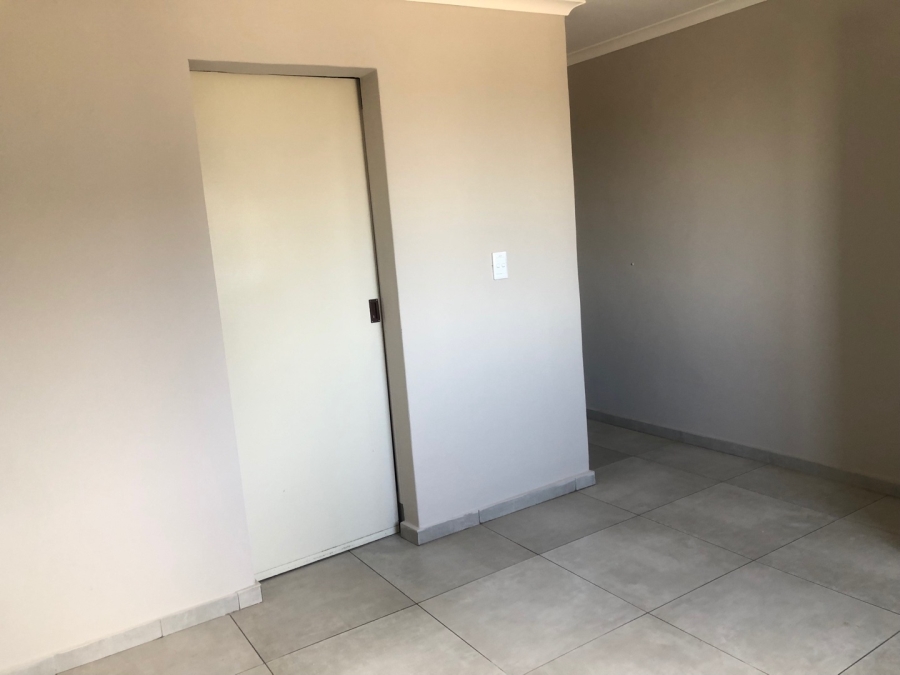 3 Bedroom Property for Sale in Parklands East Western Cape